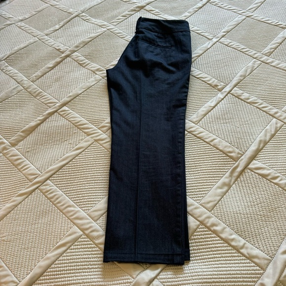 New York & Company Stretch Woman's Cropped Pants Dark Chambray Sz 4 - Picture 3 of 10